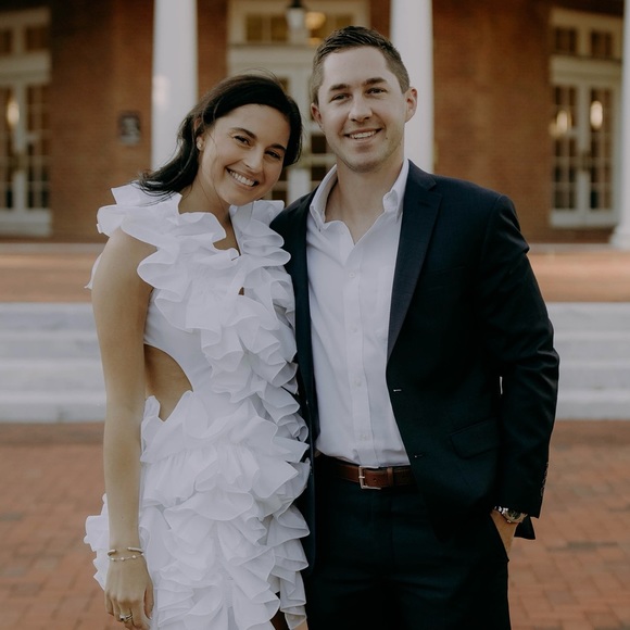 Aknvas Open-Back Ruffled Mini White - Picture 5 of 8